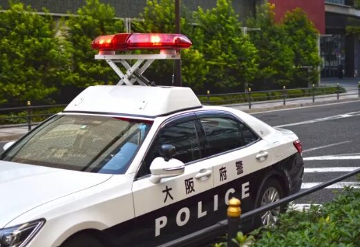 大阪府警のパトカー