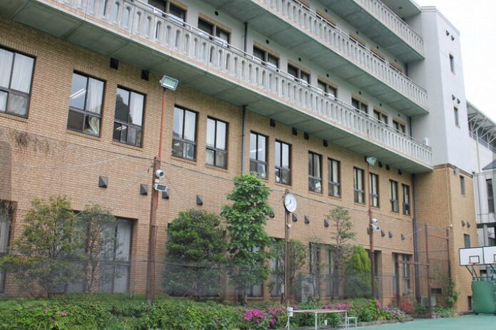 女子学院中学校・高等学校