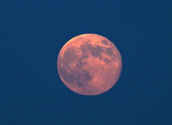 スーパームーン