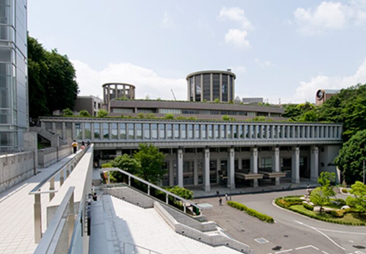 専修大学商学部