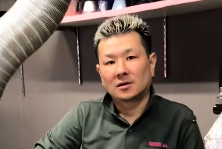 きしもんの店長岸本隆浩さん