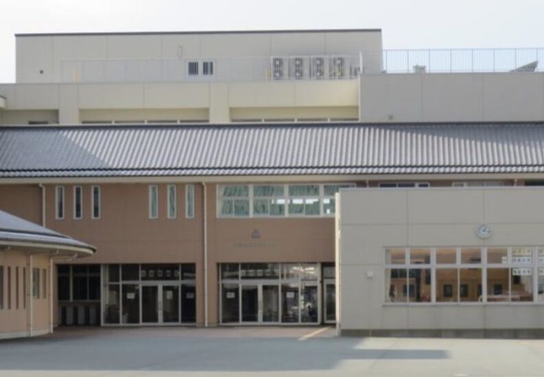 三重県伊勢市立厚生中学校