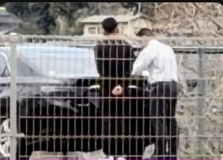 安達結希くんの父親と思われる人物