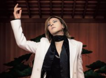YOSHIKI