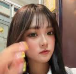 小西優花被告