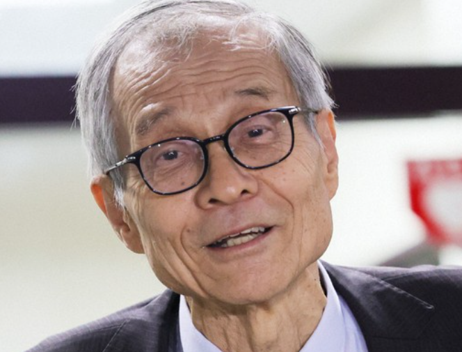 硤合憲三氏